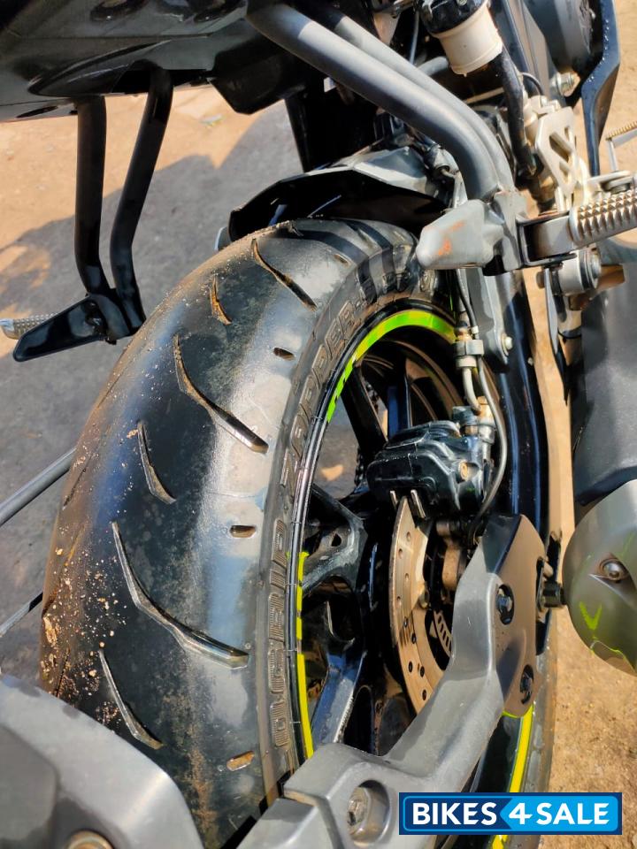 Mat Black Yamaha YZF R15 V3 Mat Black Yamaha YZF R15 V3