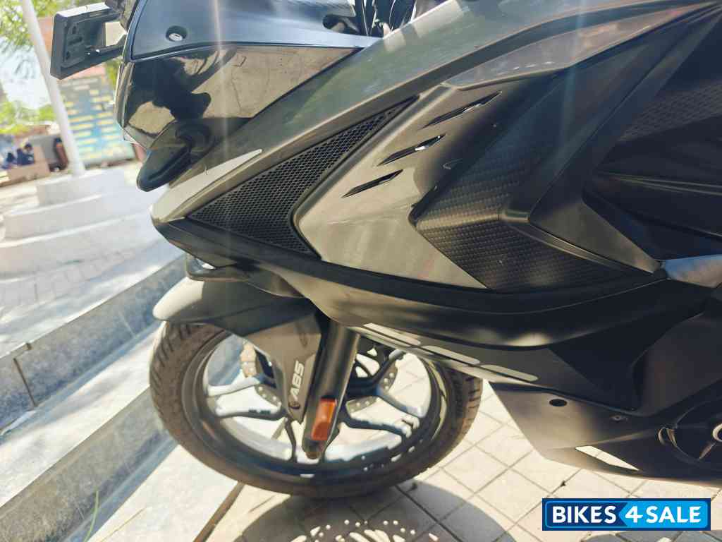 Bajaj Pulsar RS 200 BS6 Bajaj Pulsar RS 200 BS6