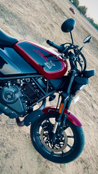 Red Harley Davidson X440 Vivid