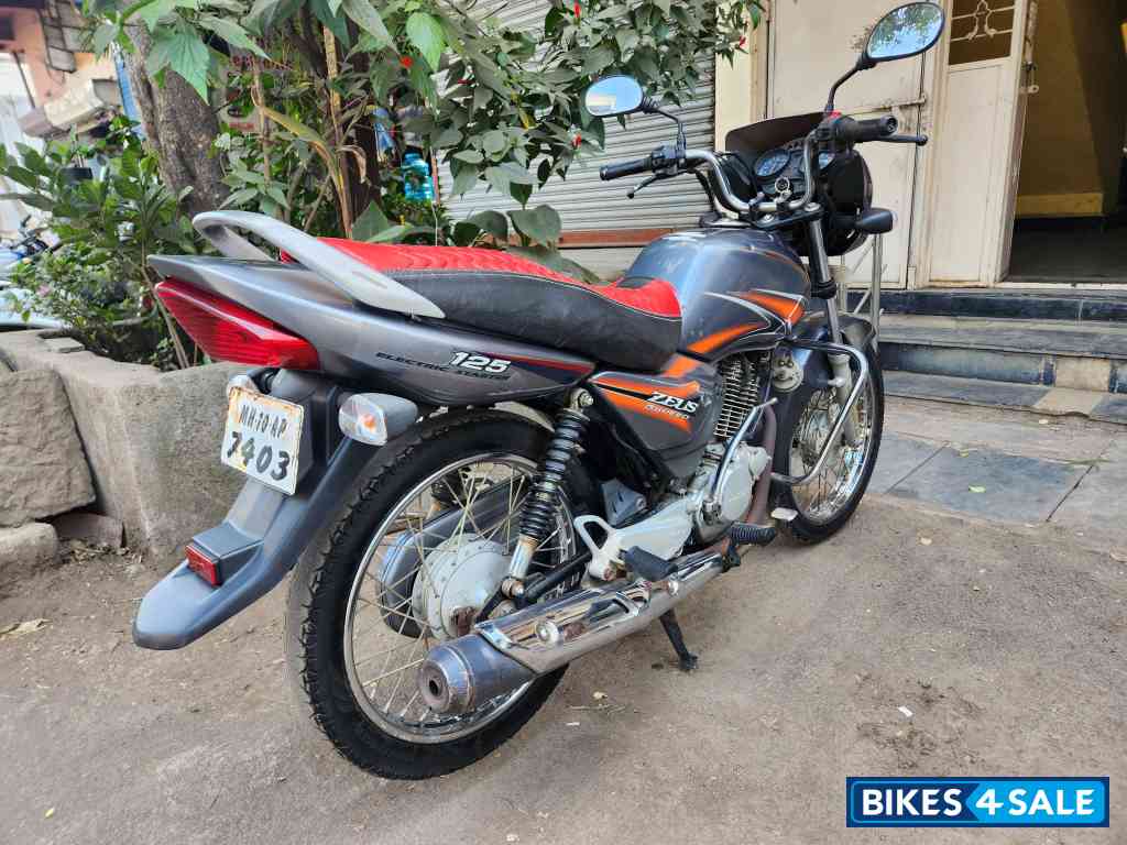 Grey Suzuki Zeus Grey Suzuki Zeus