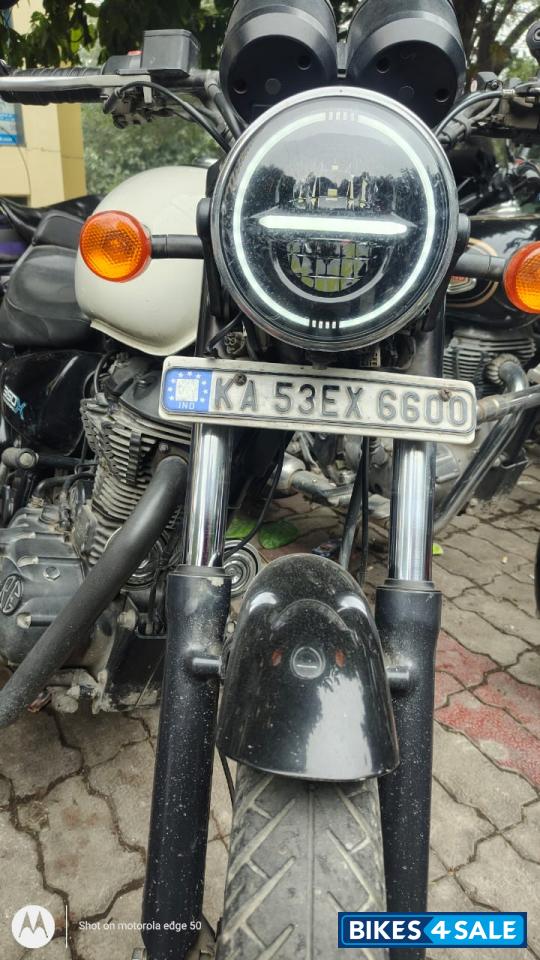 White Royal Enfield Thunderbird X 350 White Royal Enfield Thunderbird X 350