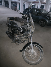 Bajaj Avenger 220 DTS-i