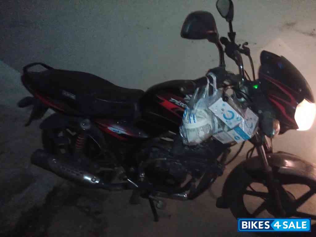 Bajaj Discover 100 Bajaj Discover 100