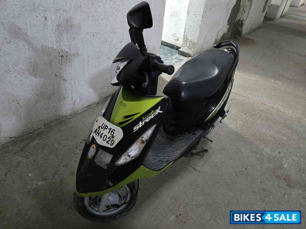 TVS Scooty Streak