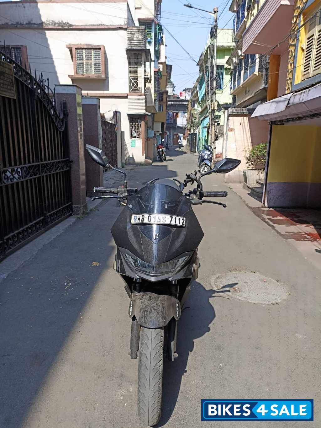 Hero Xtreme 200S Hero Xtreme 200S