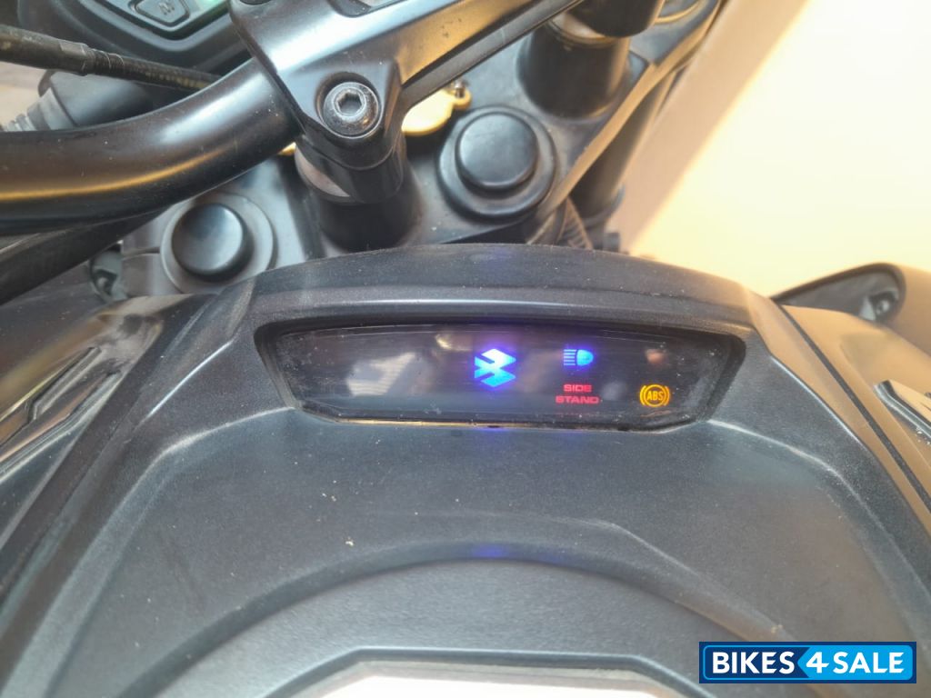 Bajaj Dominar 400 Disc Bajaj Dominar 400 Disc