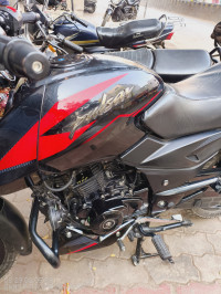 Bajaj Pulsar 125