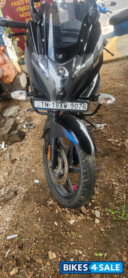 Bajaj Pulsar 220F Bajaj Pulsar 220F