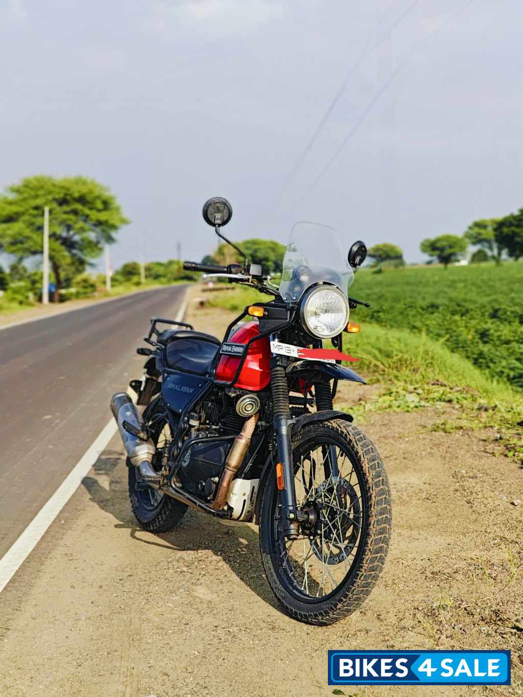 Red Black Royal Enfield Himalayan BS VI Red Black Royal Enfield Himalayan BS VI