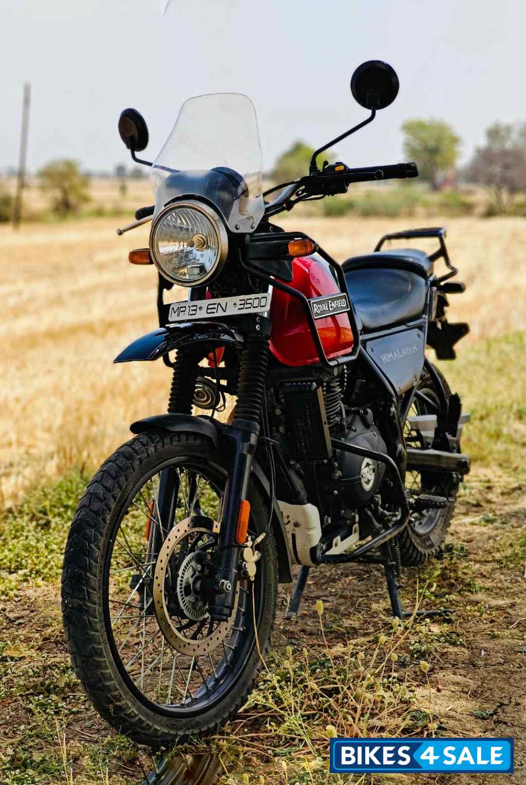 Red Black Royal Enfield Himalayan BS VI Red Black Royal Enfield Himalayan BS VI