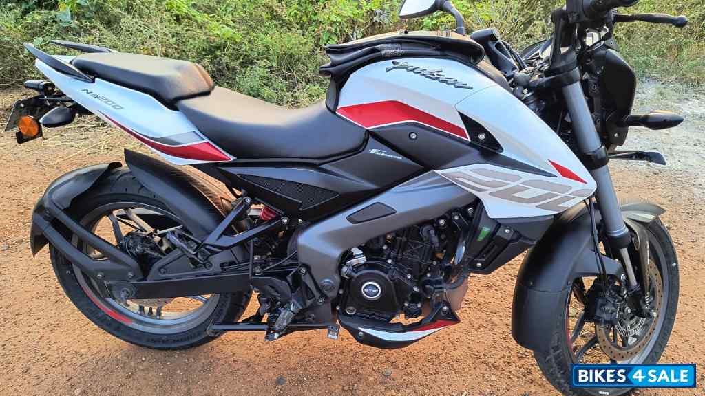 Bajaj Pulsar NS200