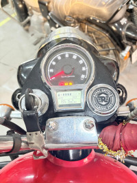 Red Royal Enfield Classic 350 Redditch Red