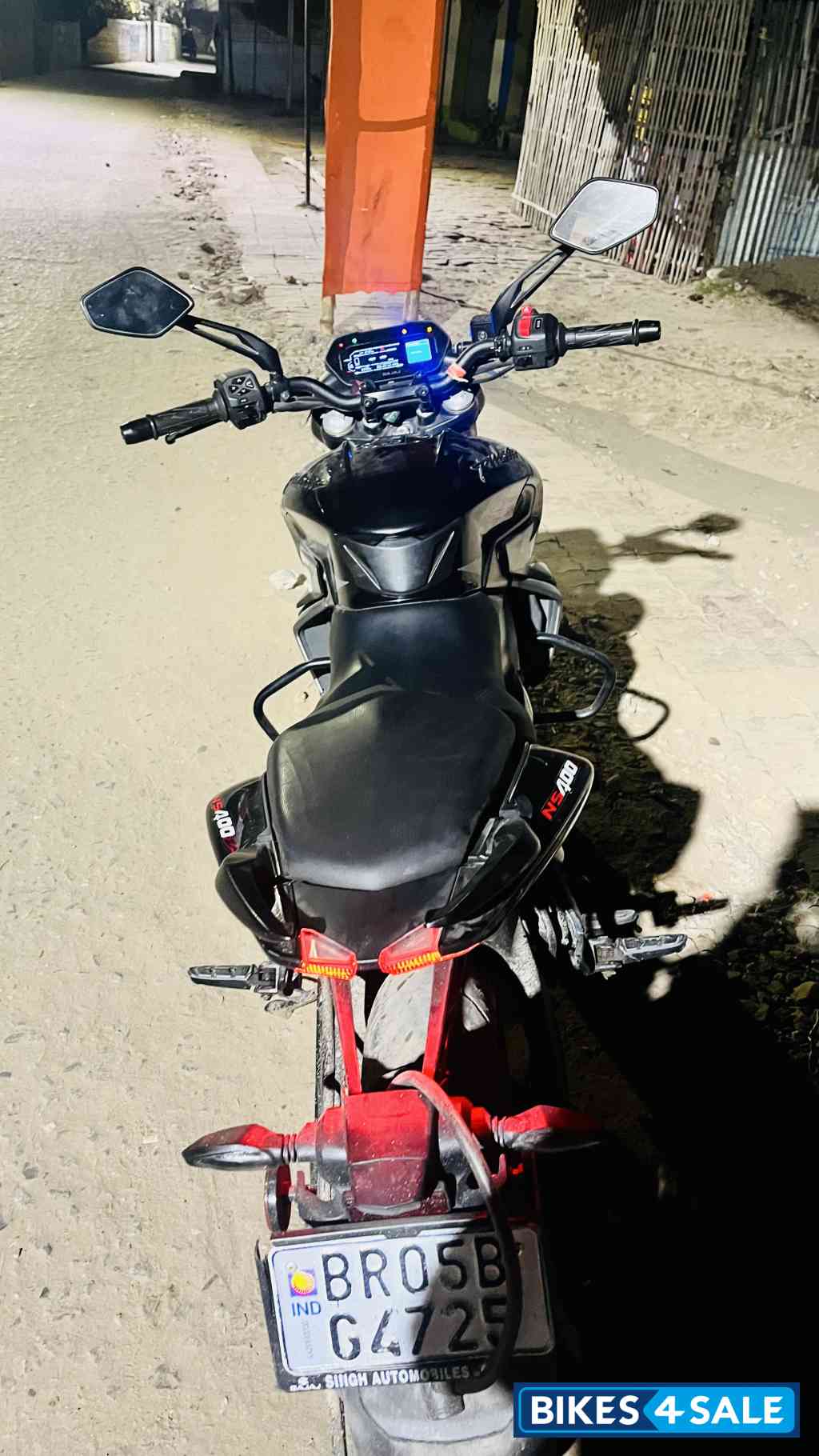 Ebony Black Bajaj Pulsar NS400Z Ebony Black Bajaj Pulsar NS400Z