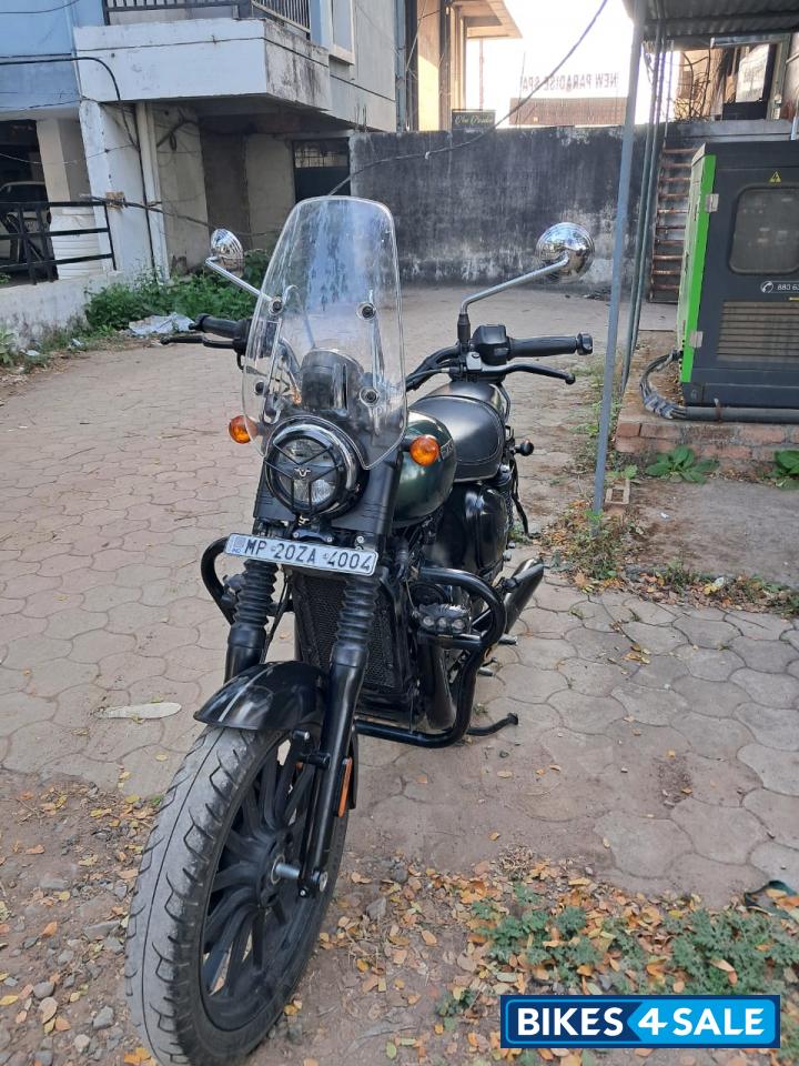 Yezdi Roadster Dark Yezdi Roadster Dark