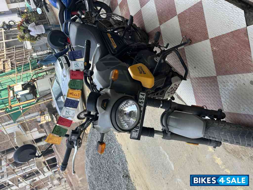 Royal Enfield Scram 411 Royal Enfield Scram 411