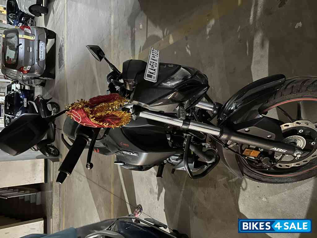 Hero Xtreme 160R 4V Connected 2.0 Hero Xtreme 160R 4V Connected 2.0