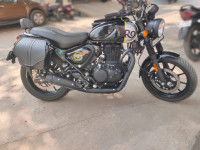 Royal Enfield Hunter 350 Retro