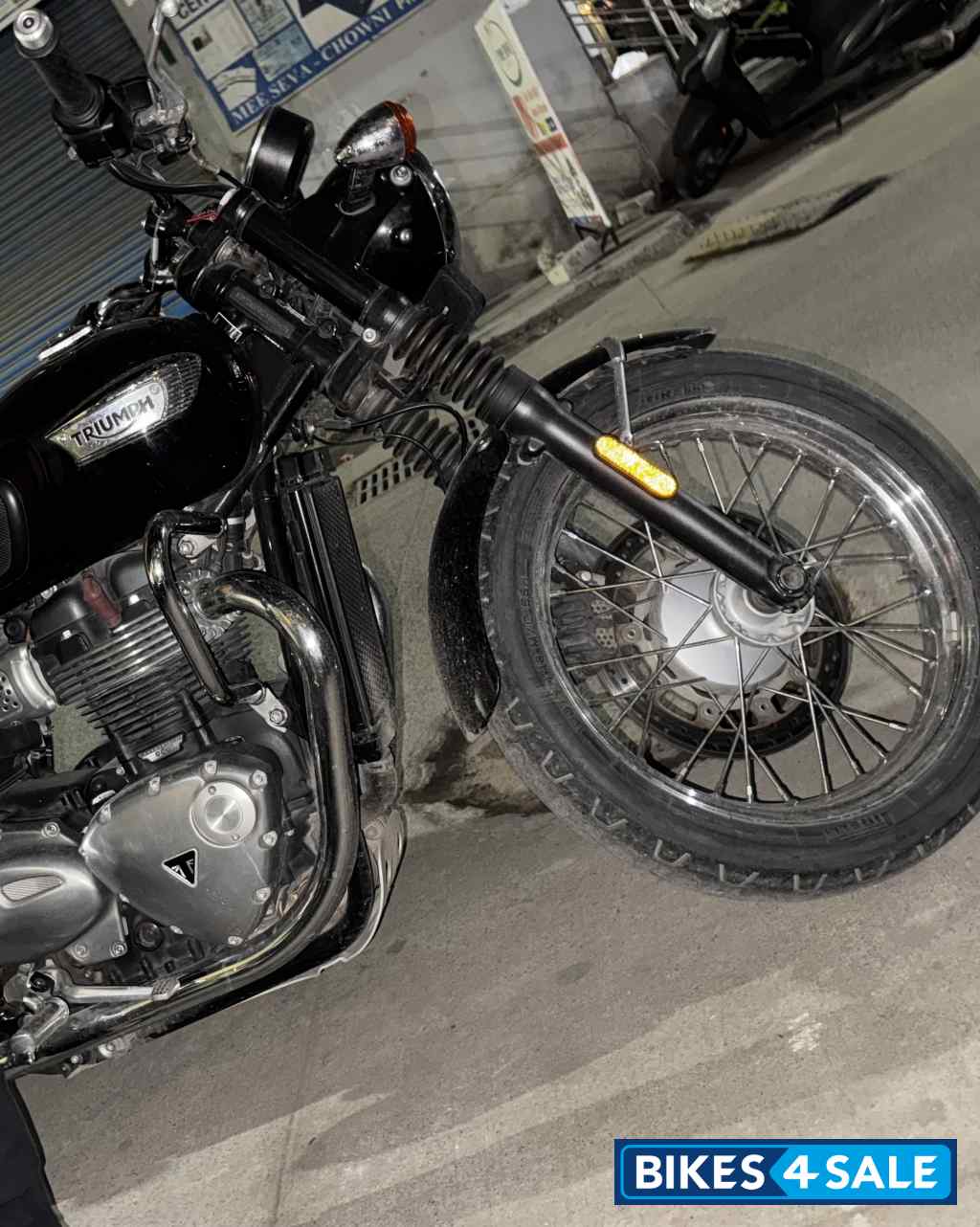 Triumph Bonneville T100 Triumph Bonneville T100