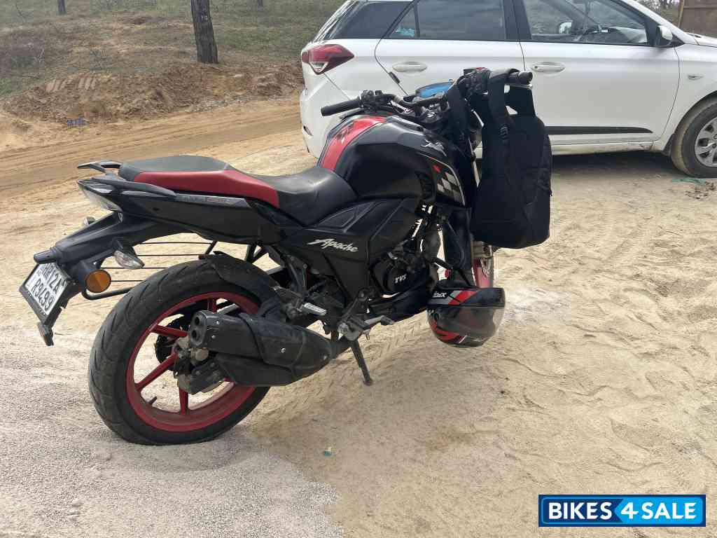 Red Black TVS Apache RTR 160 4V