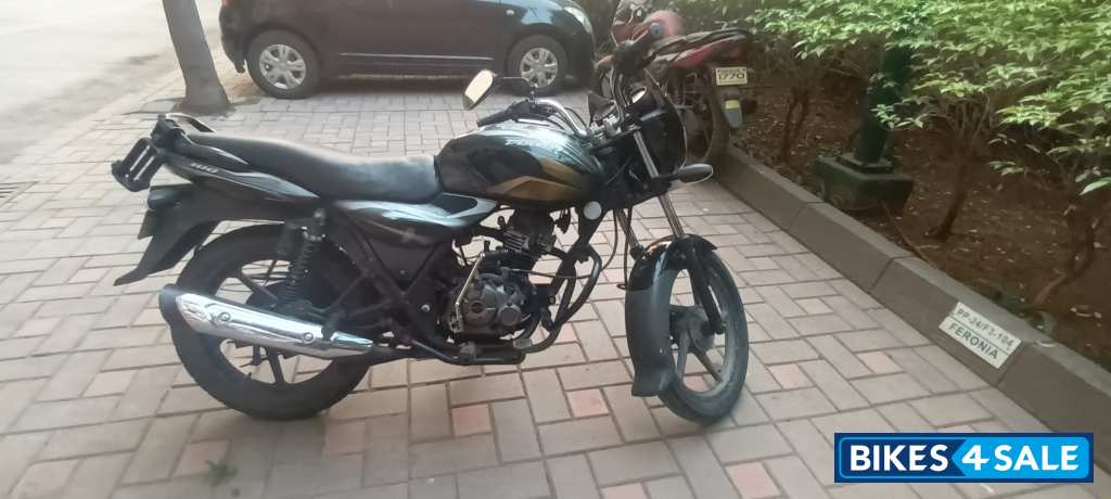 Bajaj Discover 100 Bajaj Discover 100