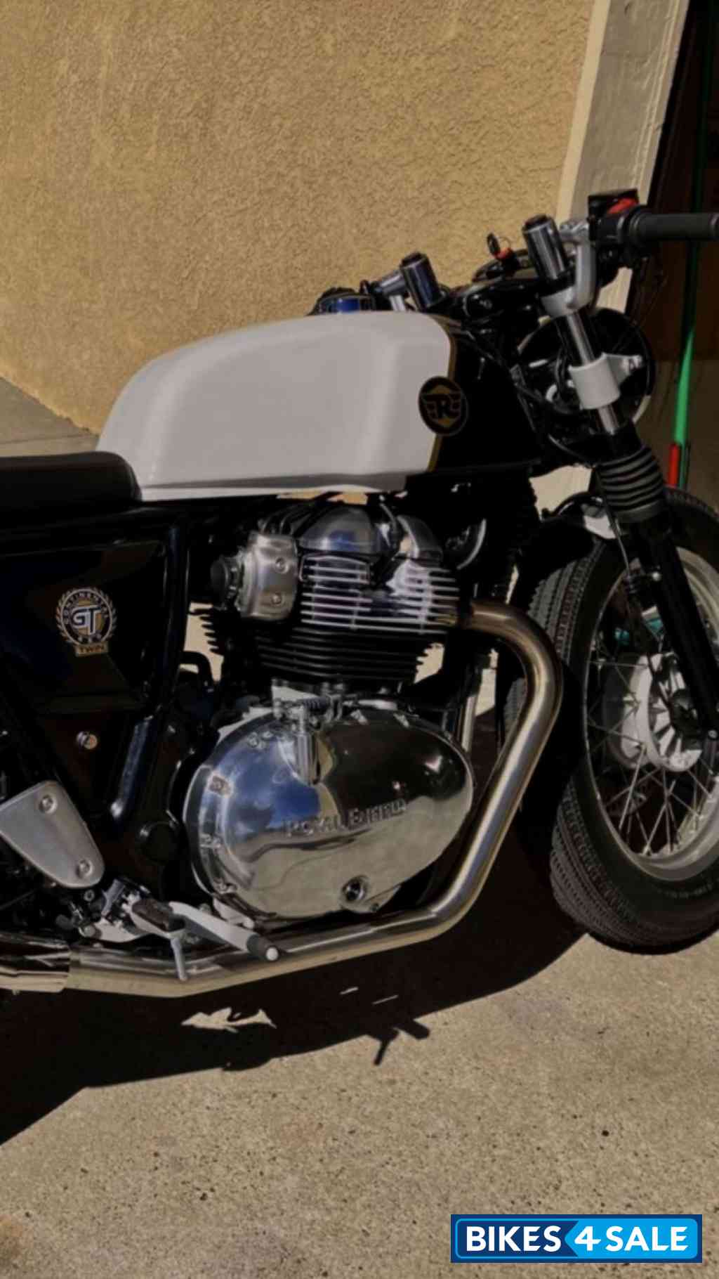 Dux Deluxe Royal Enfield Continental GT 650 Dux Deluxe Royal Enfield Continental GT 650