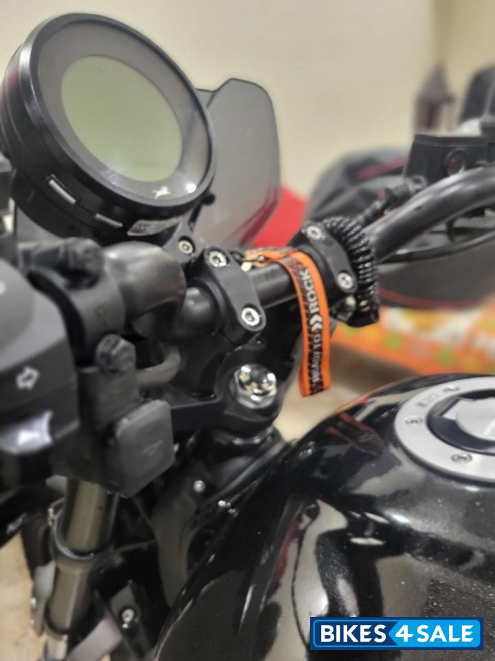 TVS Ronin SS TVS Ronin SS