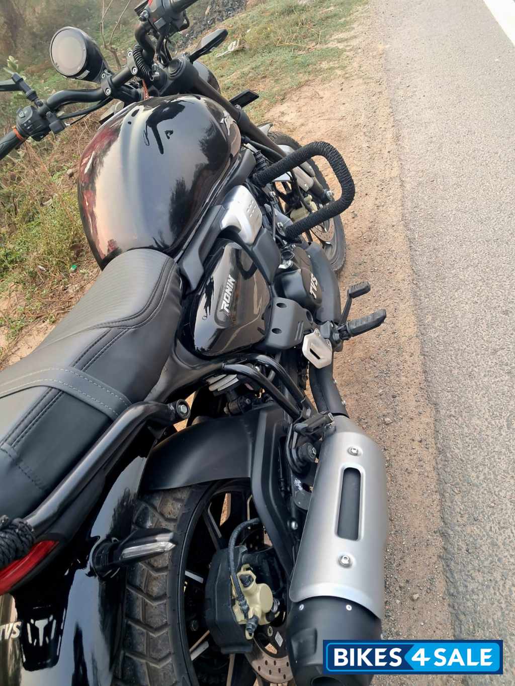 TVS Ronin SS TVS Ronin SS