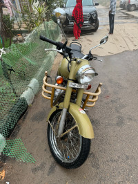 Desert Storm Royal Enfield Classic Desert Storm