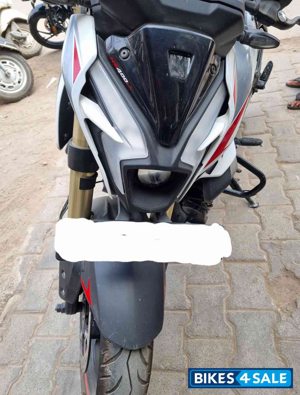 White Bajaj Pulsar NS400Z White Bajaj Pulsar NS400Z