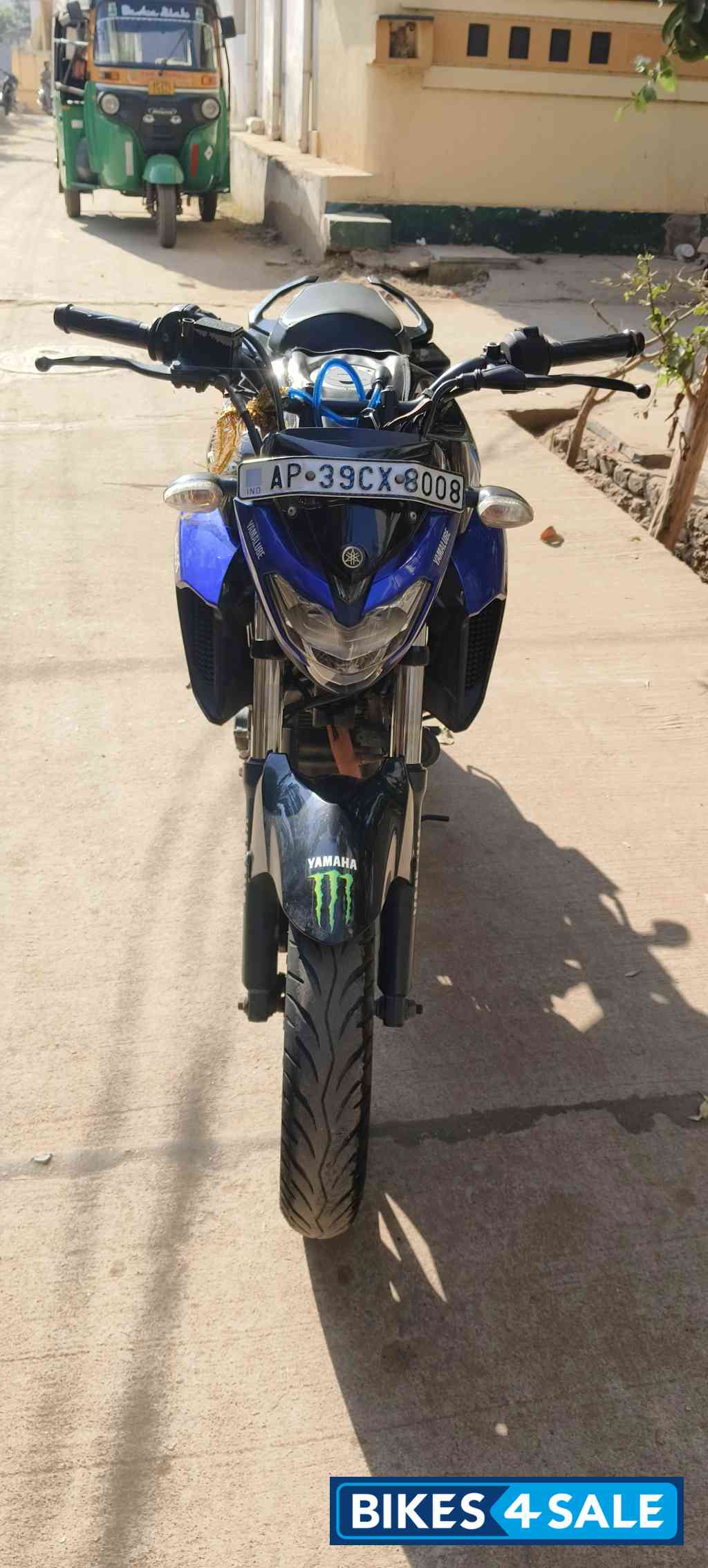 Yamaha FZS 25 Yamaha FZS 25