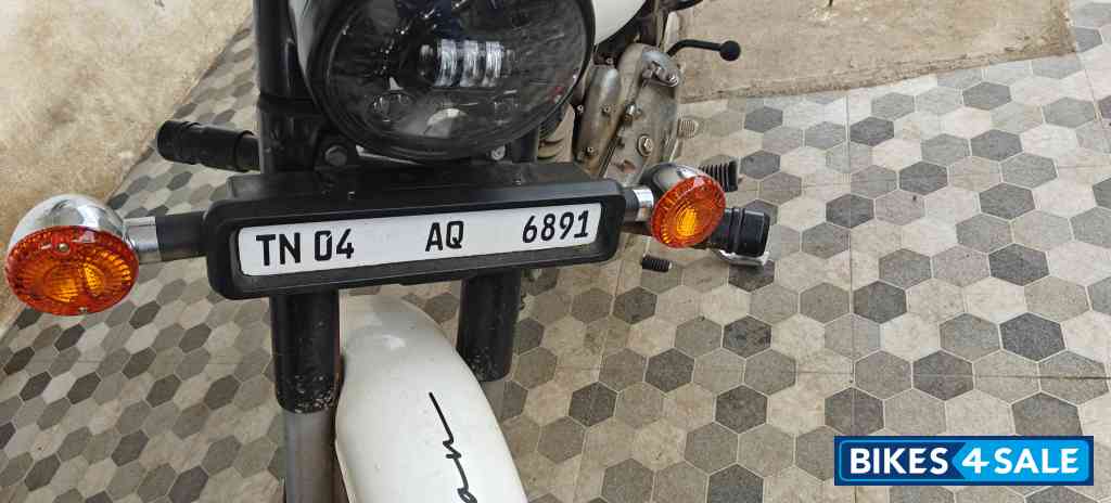 Royal Enfield Classic 350 Royal Enfield Classic 350