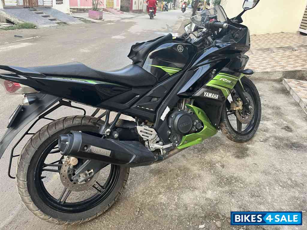 Yamaha YZF R15 S Yamaha YZF R15 S