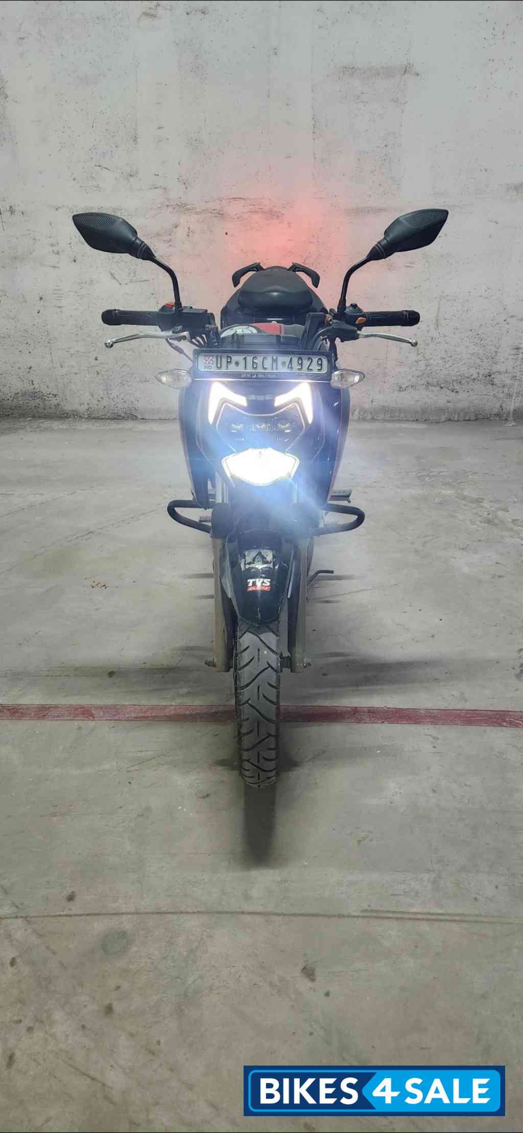 TVS Apache RTR 200 4V ABS