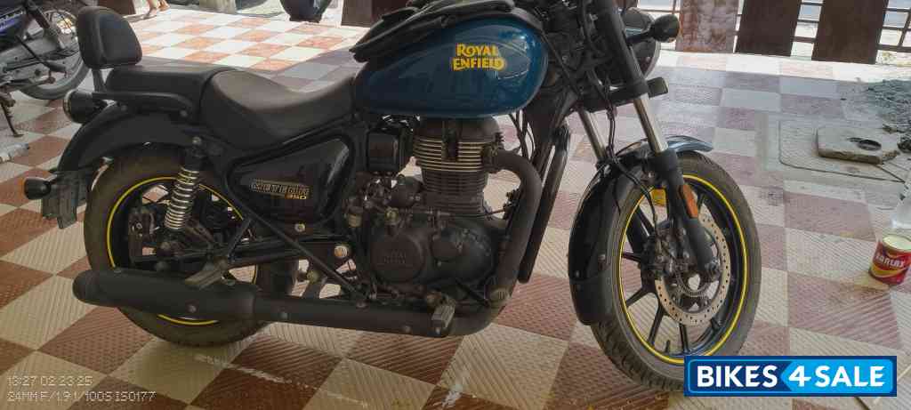 Royal Enfield Meteor 350 Fireball