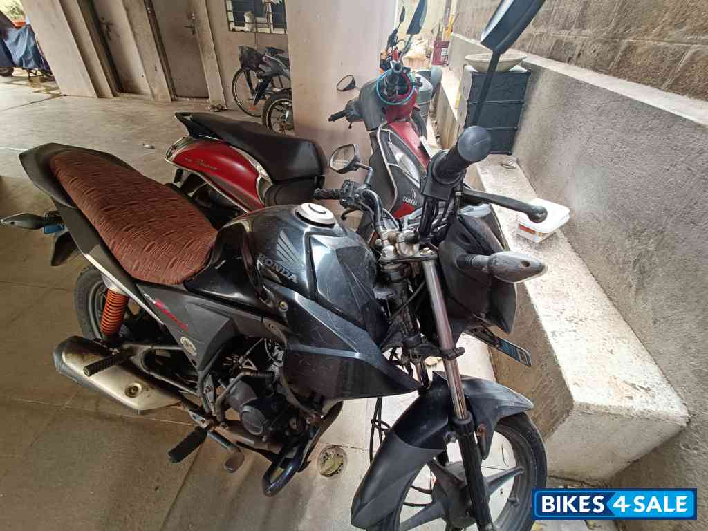 Black Honda CB Twister Black Honda CB Twister