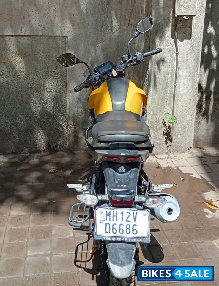 TVS Raider Split Seat TVS Raider Split Seat