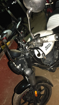 Royal Enfield Hunter 350 Metro