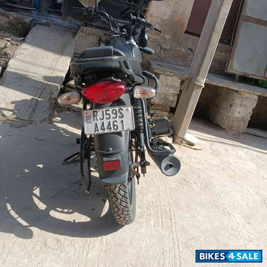 Black And Silver Bajaj CT110X Black And Silver Bajaj CT110X