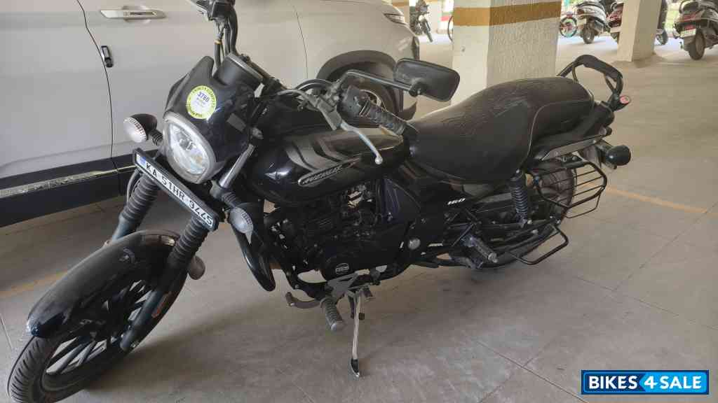 Bajaj Avenger Street 160