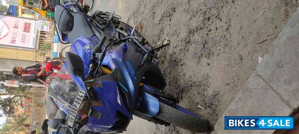 Racing Blue Yamaha R15 V4 Racing Blue Yamaha R15 V4