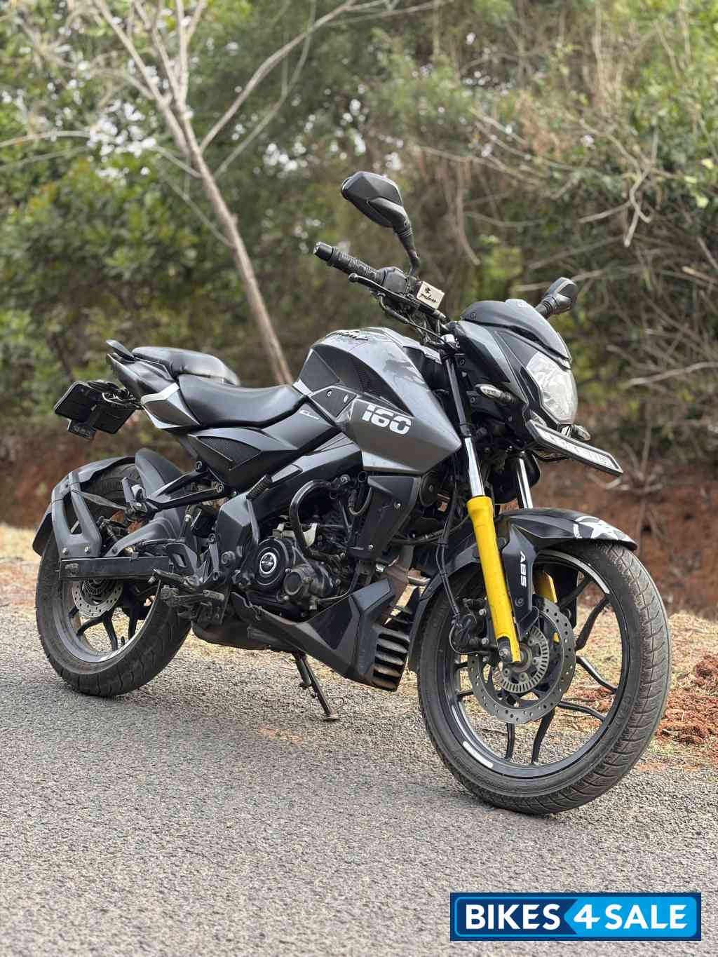 Grey Bajaj Pulsar NS 160 BS6