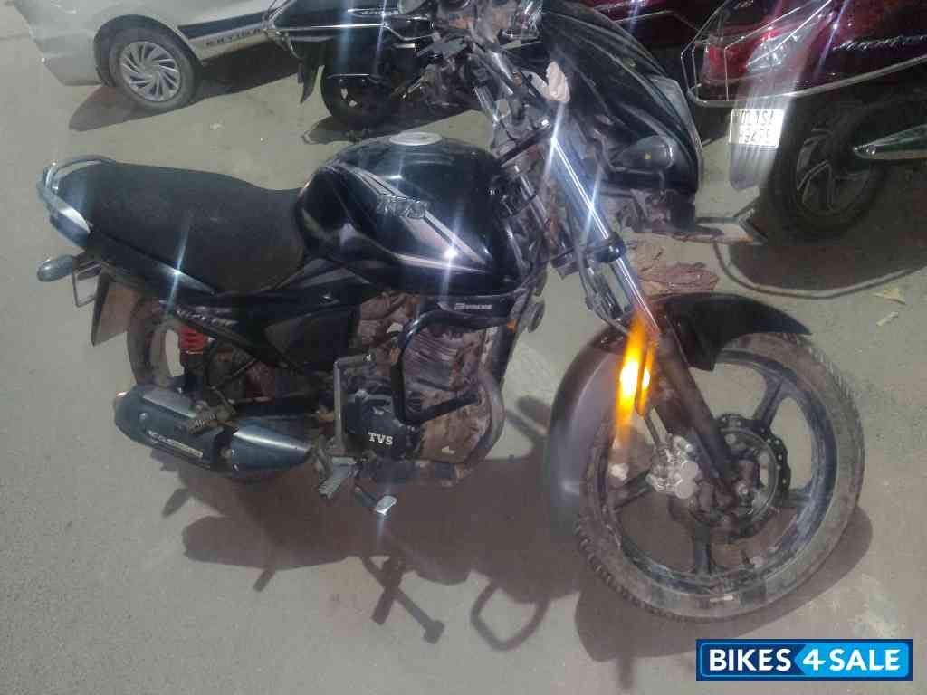 Black TVS Victor Black TVS Victor