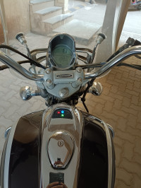 Bajaj Avenger Cruise 220
