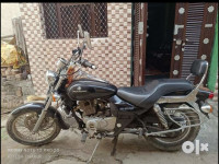 Bajaj Avenger 220 DTS-i