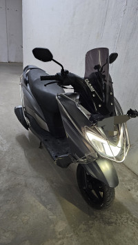 Suzuki Burgman Street