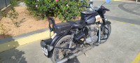 Black Royal Enfield Classic 500