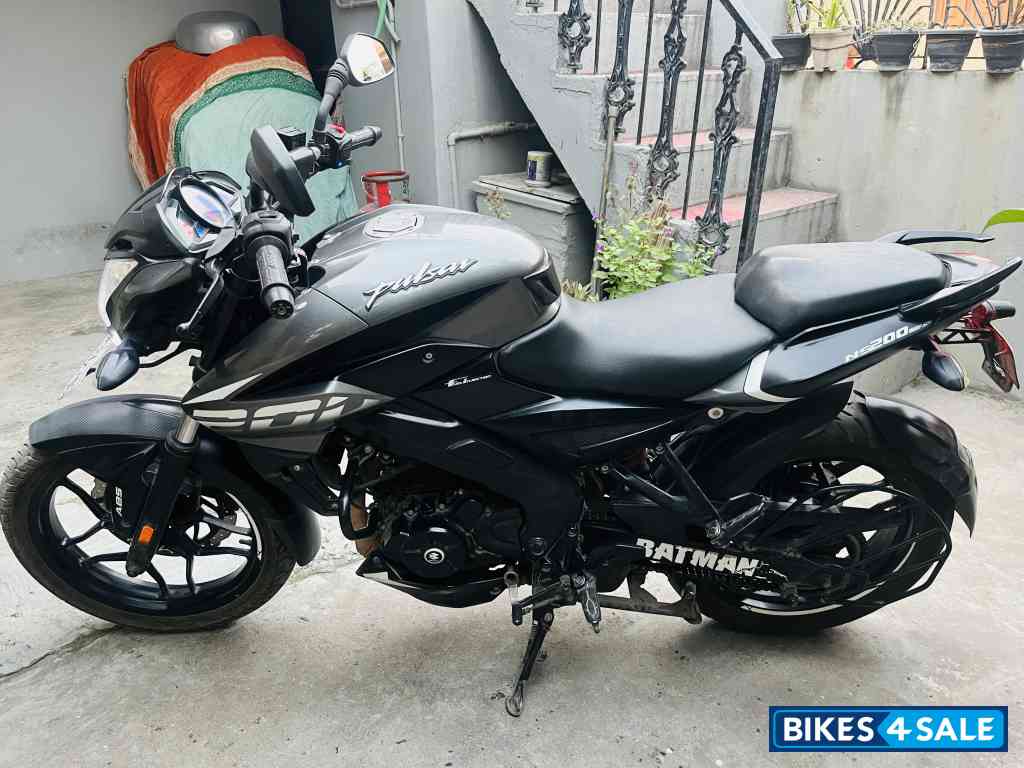 Bajaj Pulsar 200 NS Bajaj Pulsar 200 NS
