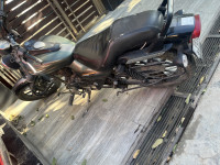 Bajaj Avenger Street 220