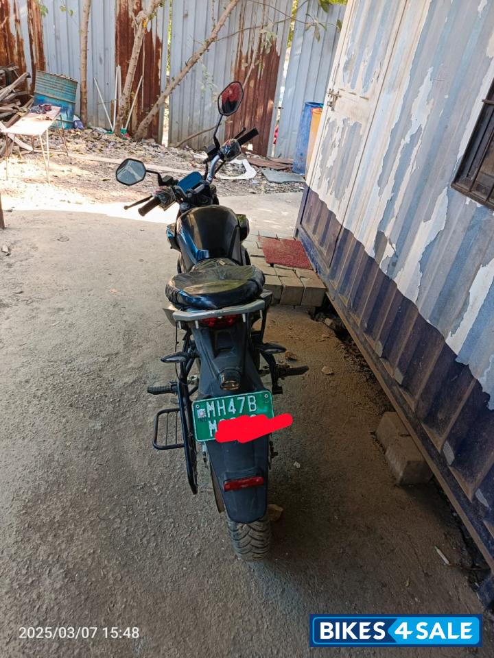 Revolt RV 400 Revolt RV 400