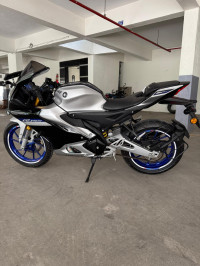 Yamaha R15M